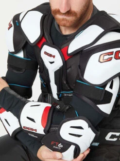 Epaulières CCM JetSpeed FT6 Pro Senior -Équipement De Hockey pdtimg 5000552b